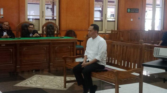 SIDANG-MANTAN-KADIS-Bekas-Kadis-Budaya-Pariwisata-Ekonomi