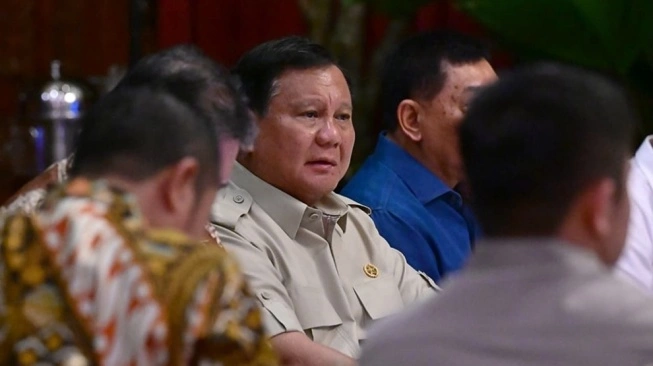 22989-presiden-prabowo-subianto-memanggil-sejumlah-menteri-dan-anggota-kabinet-merah-putih