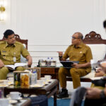 Gubsu-pimpin-Rapat-pembangunan-RS-Internasional-1.jpg