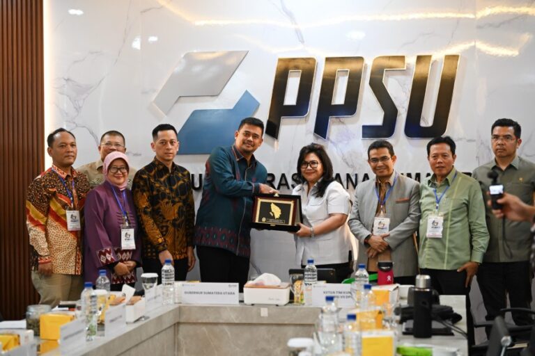 Gubsu_Kunjungan_DPR_RI_Komisi_VII_di_PRSU_5_jpg